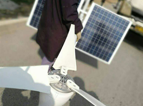 服務(wù)客戶，樹歐陸風(fēng)機(jī)新形象